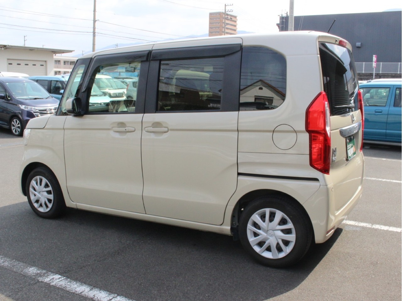 ホンダ N-BOX12枚目