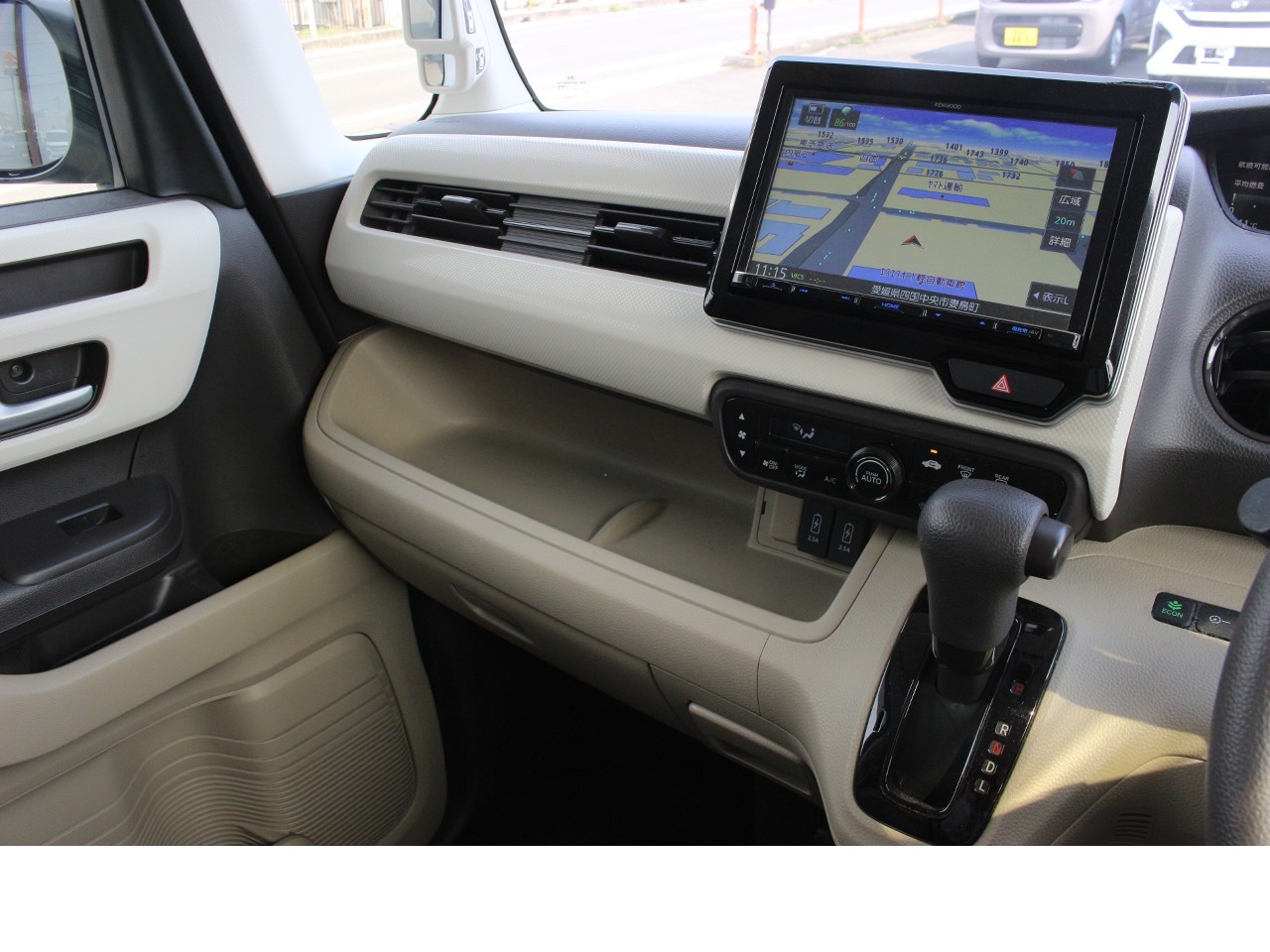 ホンダ N-BOX17枚目