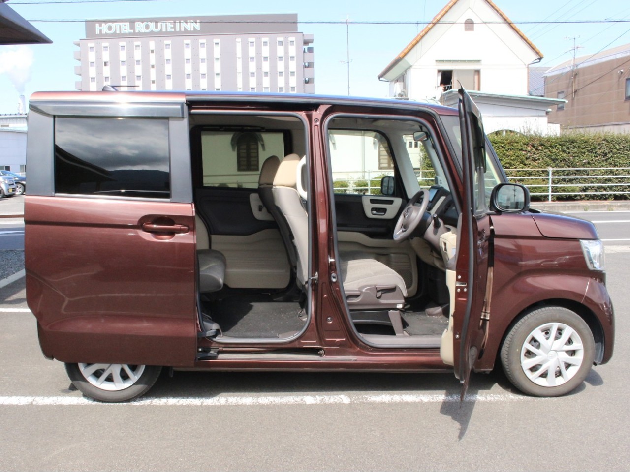 ホンダ N-BOX8枚目