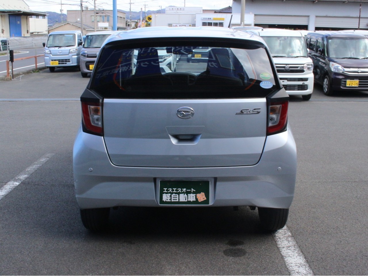 ダイハツ ミライース11枚目