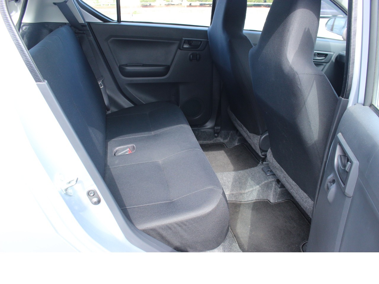 ダイハツ ミライース17枚目