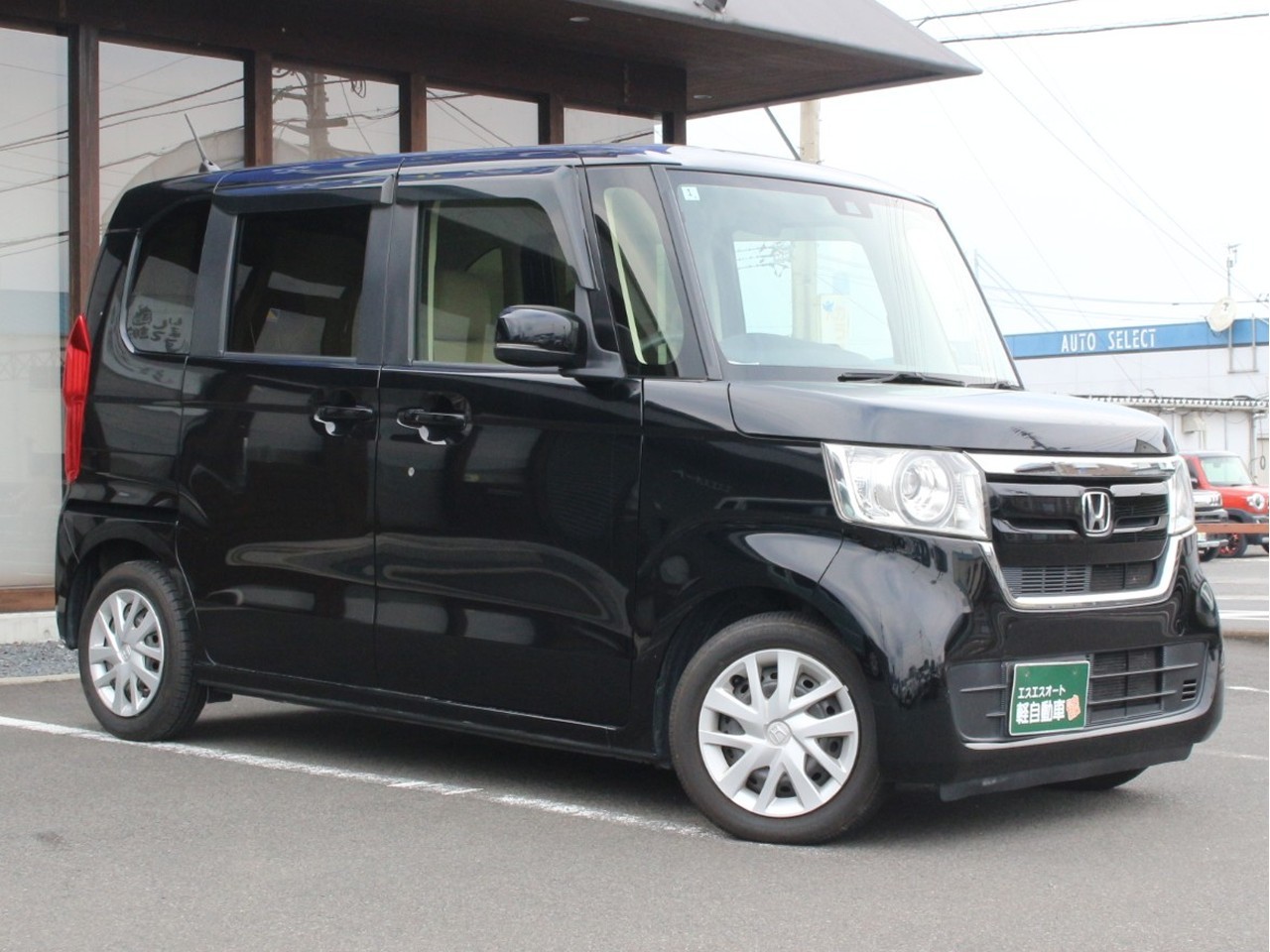 ホンダ N-BOX8枚目