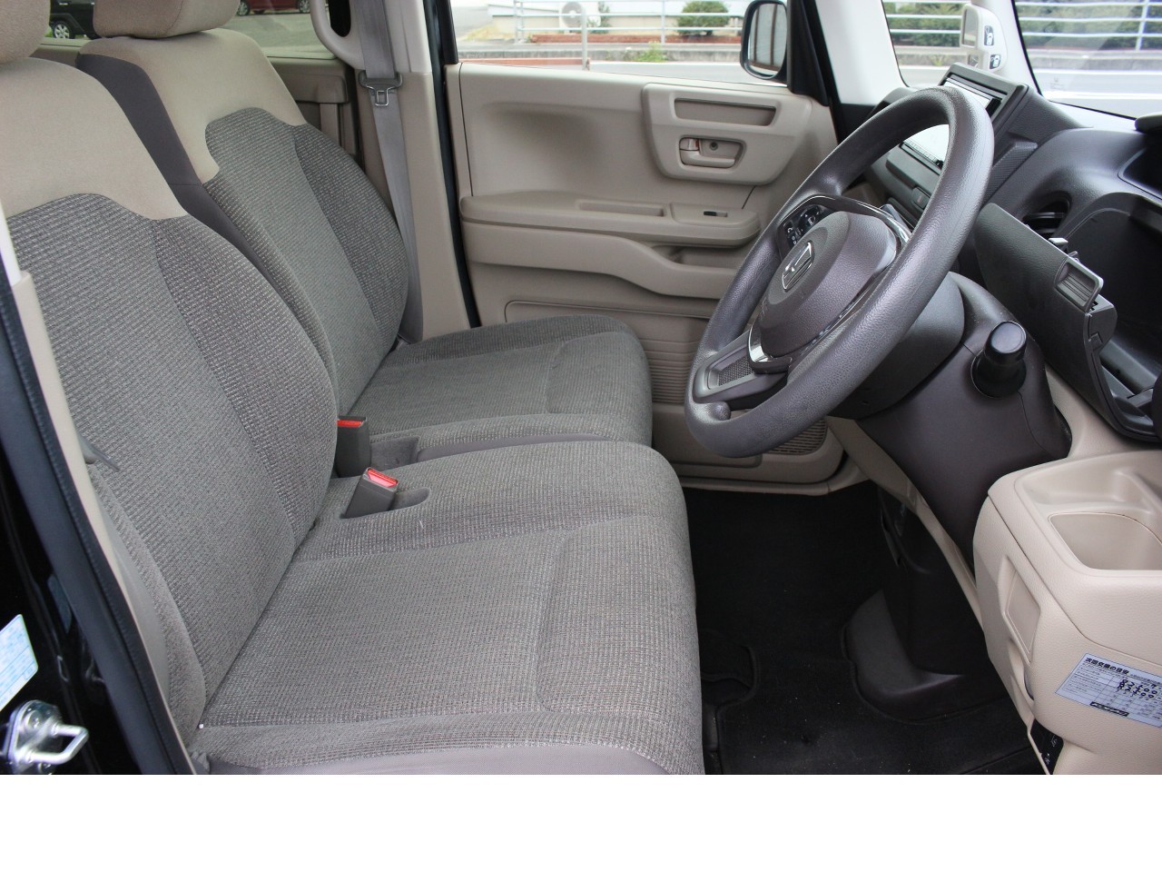 ホンダ N-BOX17枚目