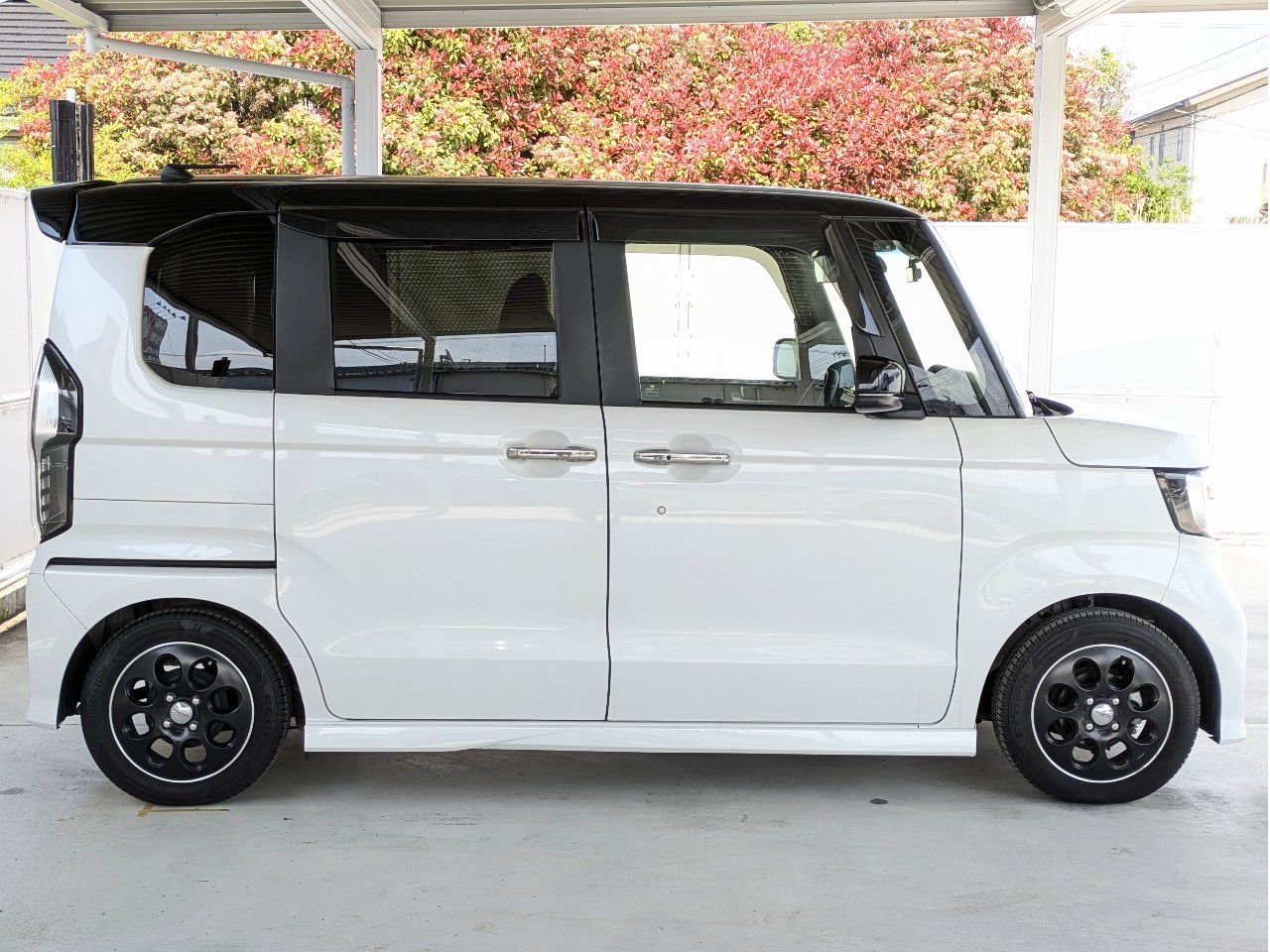 ホンダ N-BOX4枚目