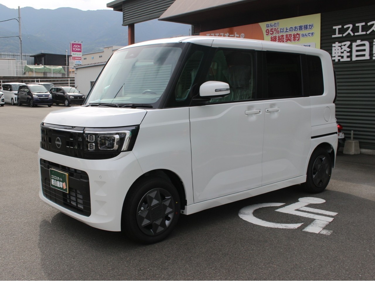 ニッサン ルークス6枚目