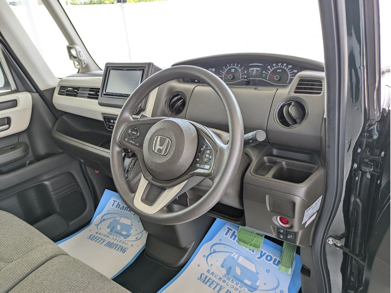 ホンダ N-BOX3枚目